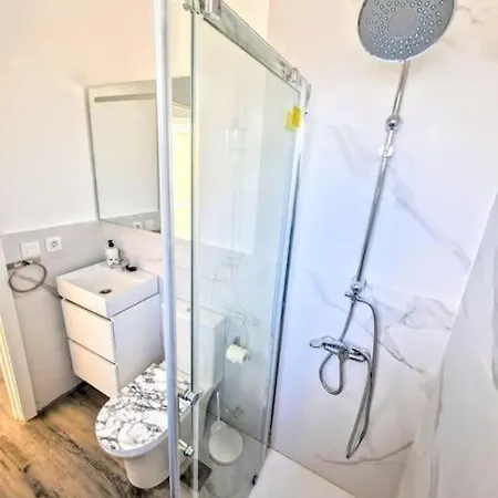 Atico Moderno Cerca De La Playa Apartamento
