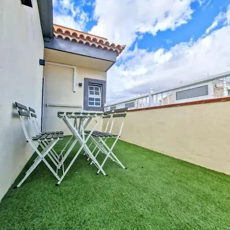 Atico Moderno Cerca De La Playa Apartamento *